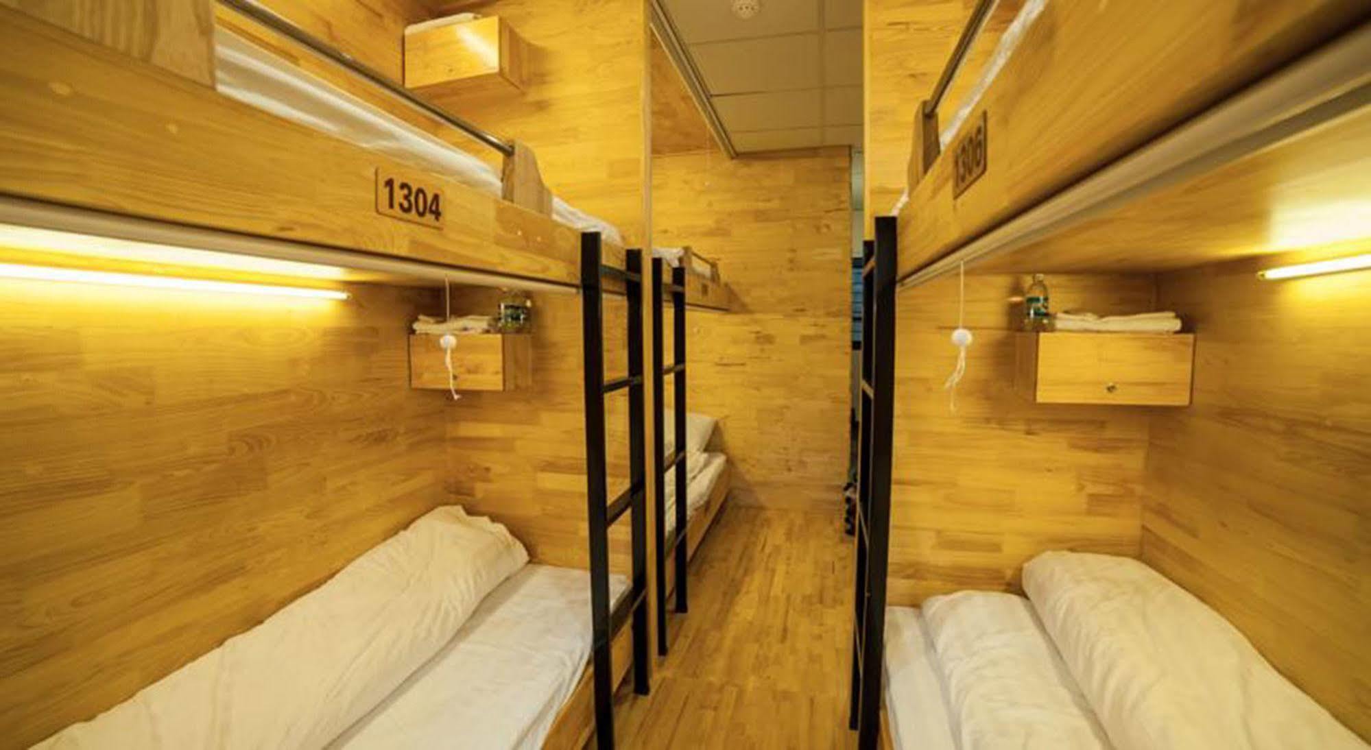 Box Hotel Hanoi Bagian luar foto