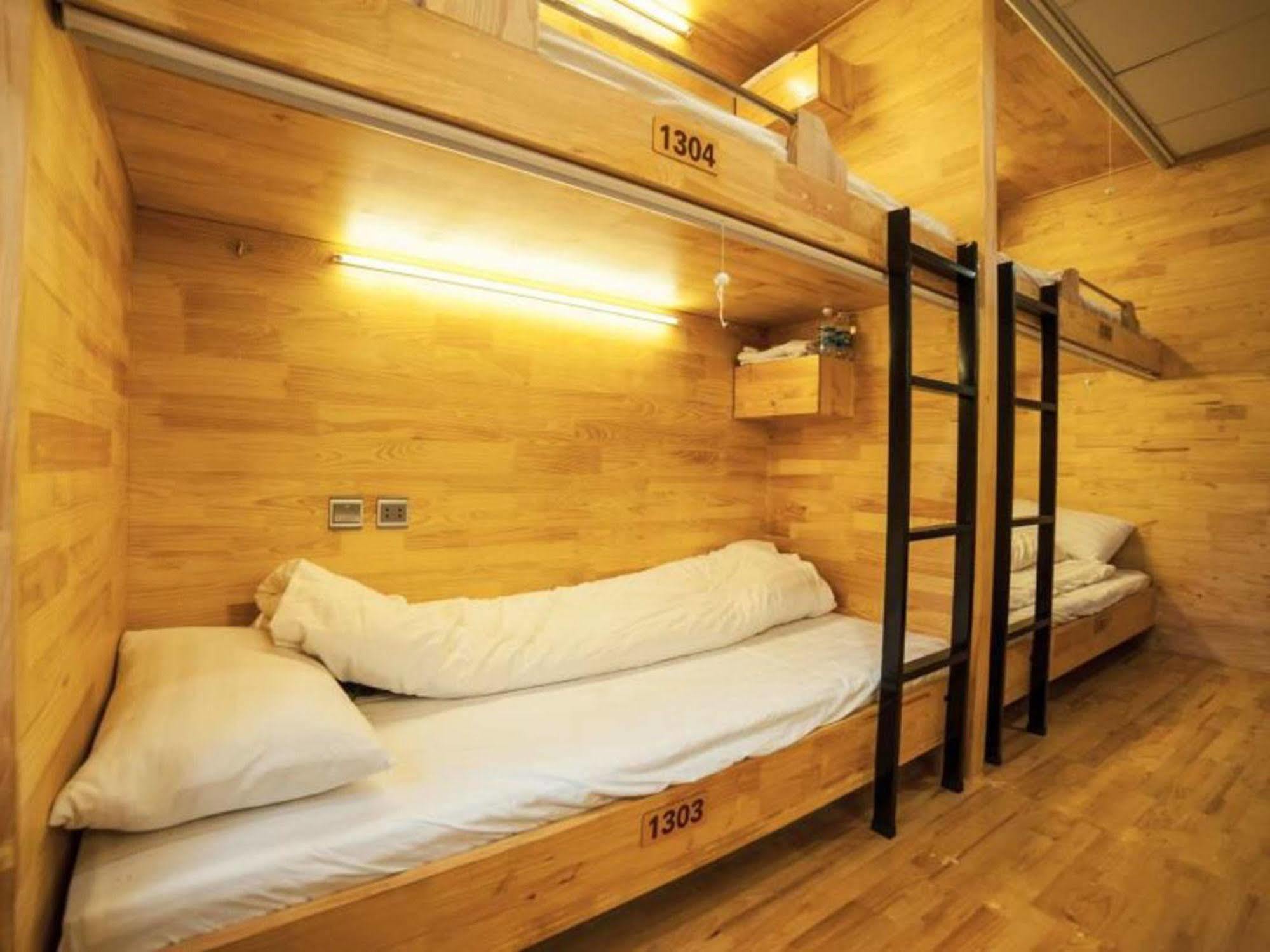 Box Hotel Hanoi Bagian luar foto